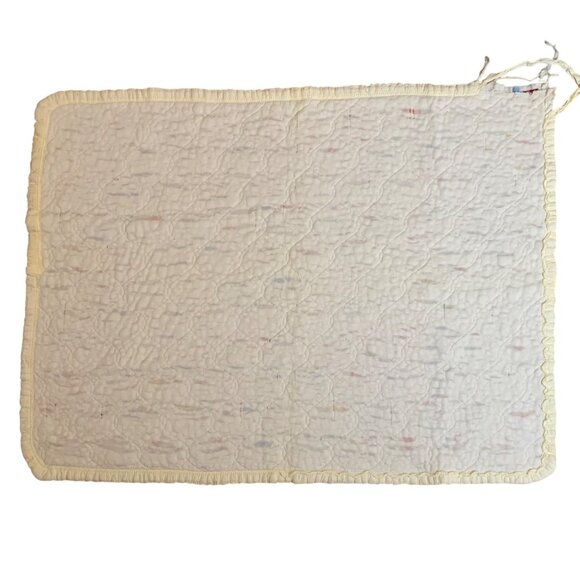 70s Alphabet Baby Quilt Raggedy Ann Andy Multicolor Illustrations Ruffle Trim - Picture 2 of 3